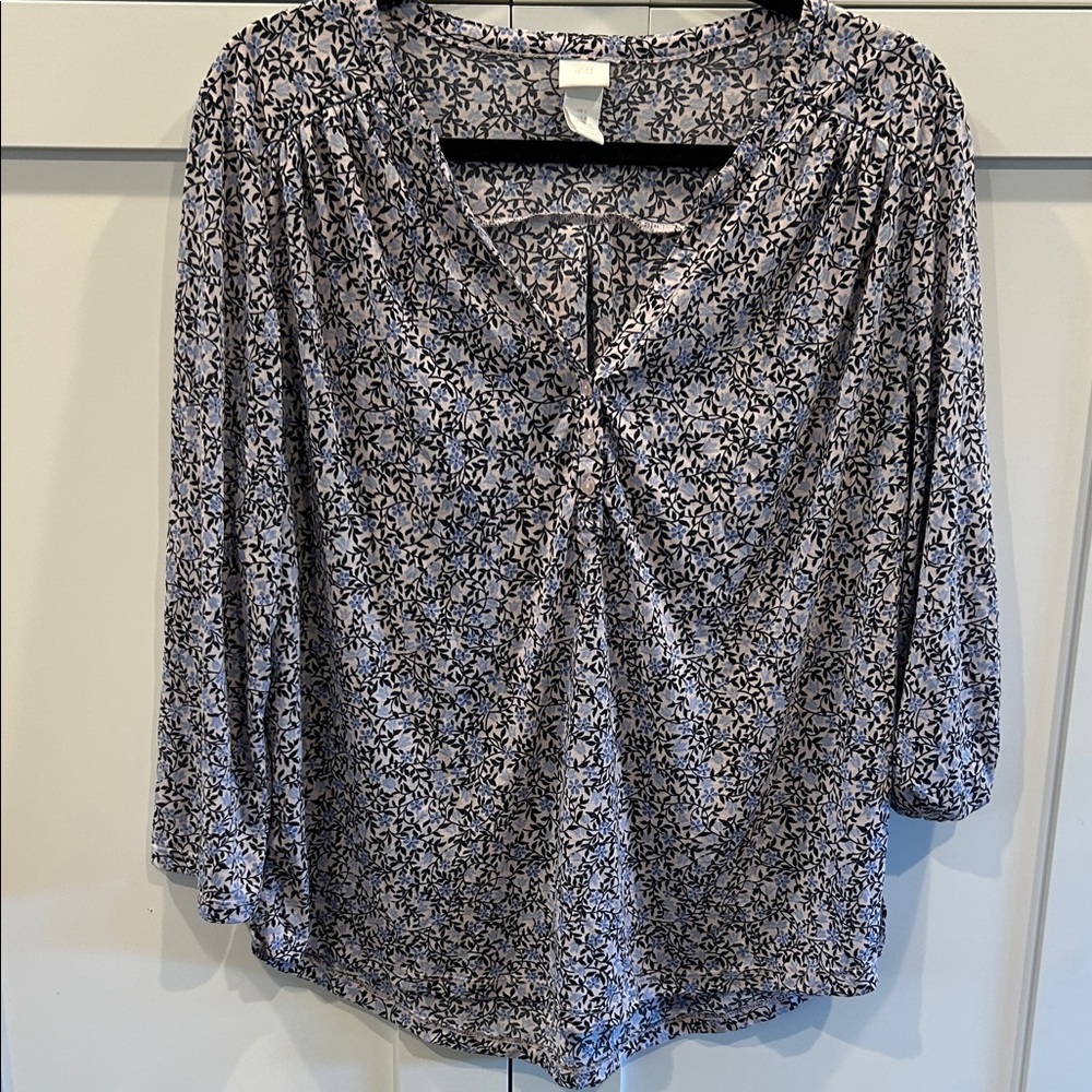 H&M Black and White Floral Blouse